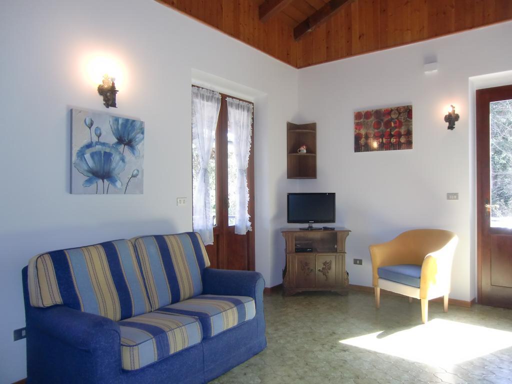 Casa Ambra Apartment Val Maria-Pur Bilik gambar